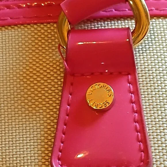 NWT Victoria Secret Cream & Barbie Pink Zippered Handbag - Picture 9 of 11